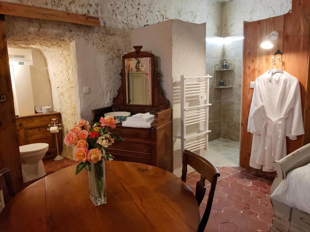 Aux Trois Tilleuls Bed & Breakfast Loches Ngoại thất bức ảnh